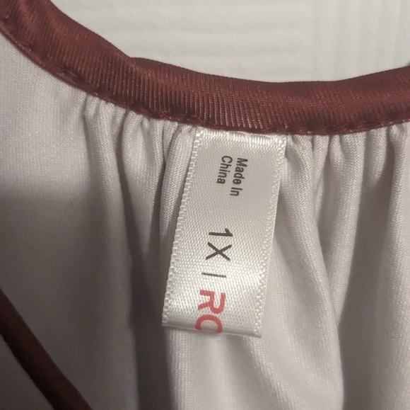 Ladies top sleeveless - Picture 3 of 4